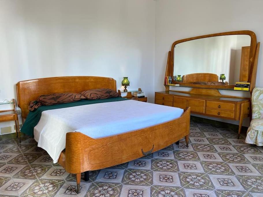Villa Karmarea Mola di Bari Buitenkant foto