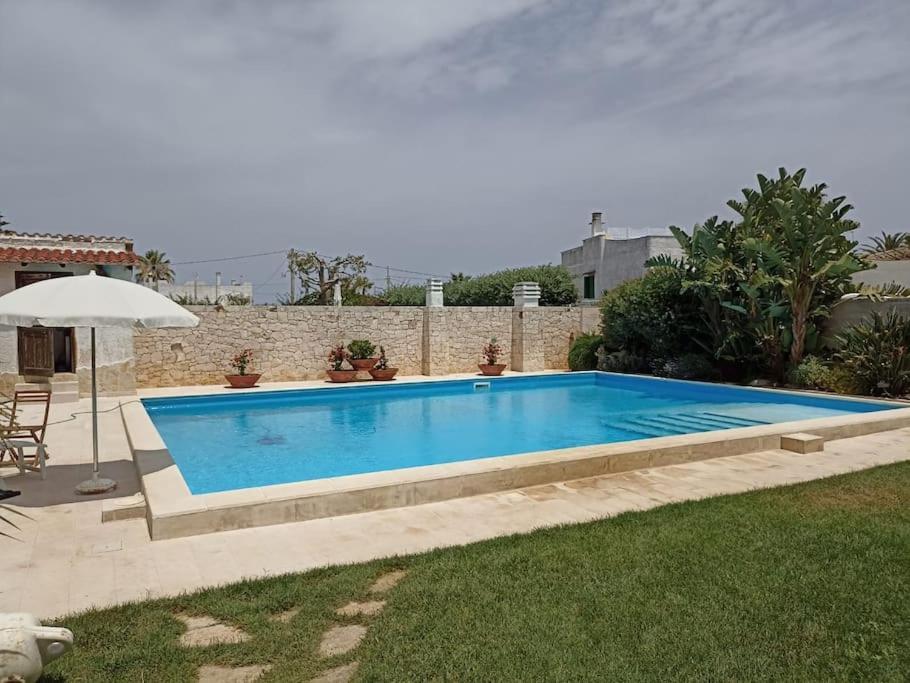 Villa Karmarea Mola di Bari Buitenkant foto